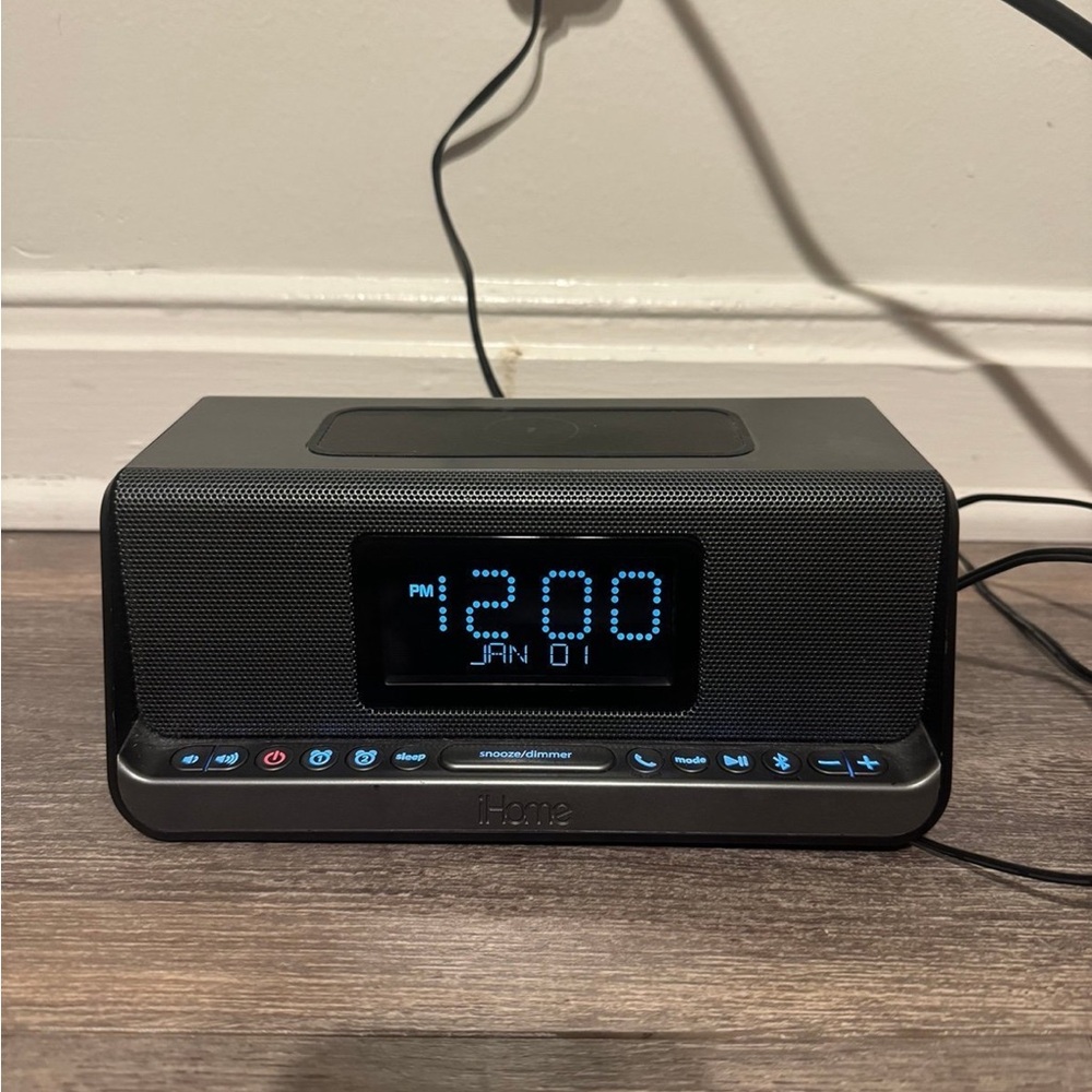 iHome bluetooth speaker and alarm clock with wireless charging